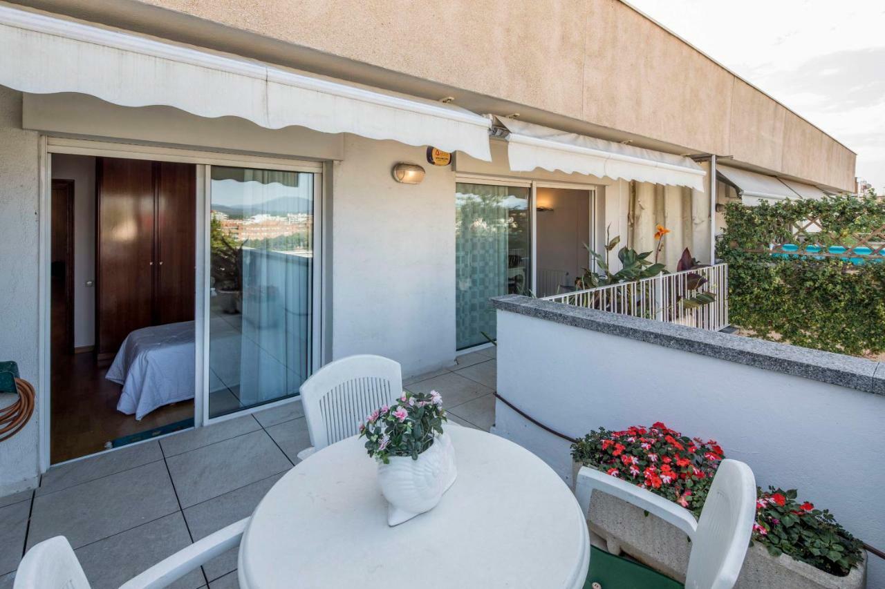 Ático con gran terraza en el corazón de Girona Exterior foto