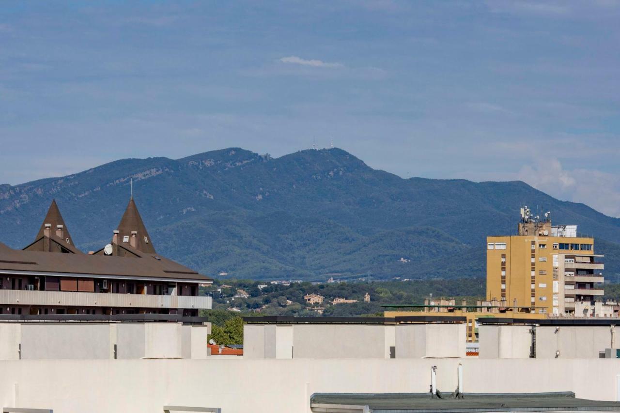 Ático con gran terraza en el corazón de Girona Exterior foto