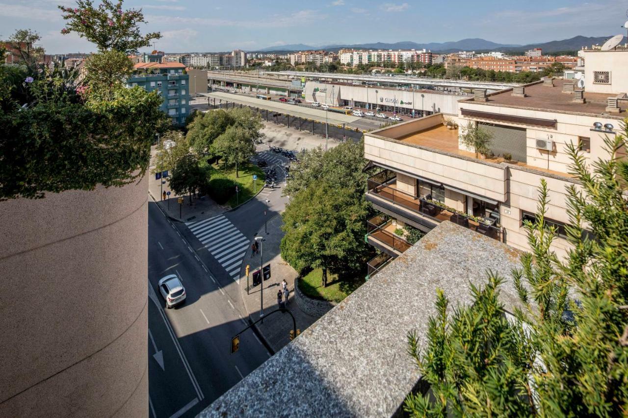 Ático con gran terraza en el corazón de Girona Exterior foto